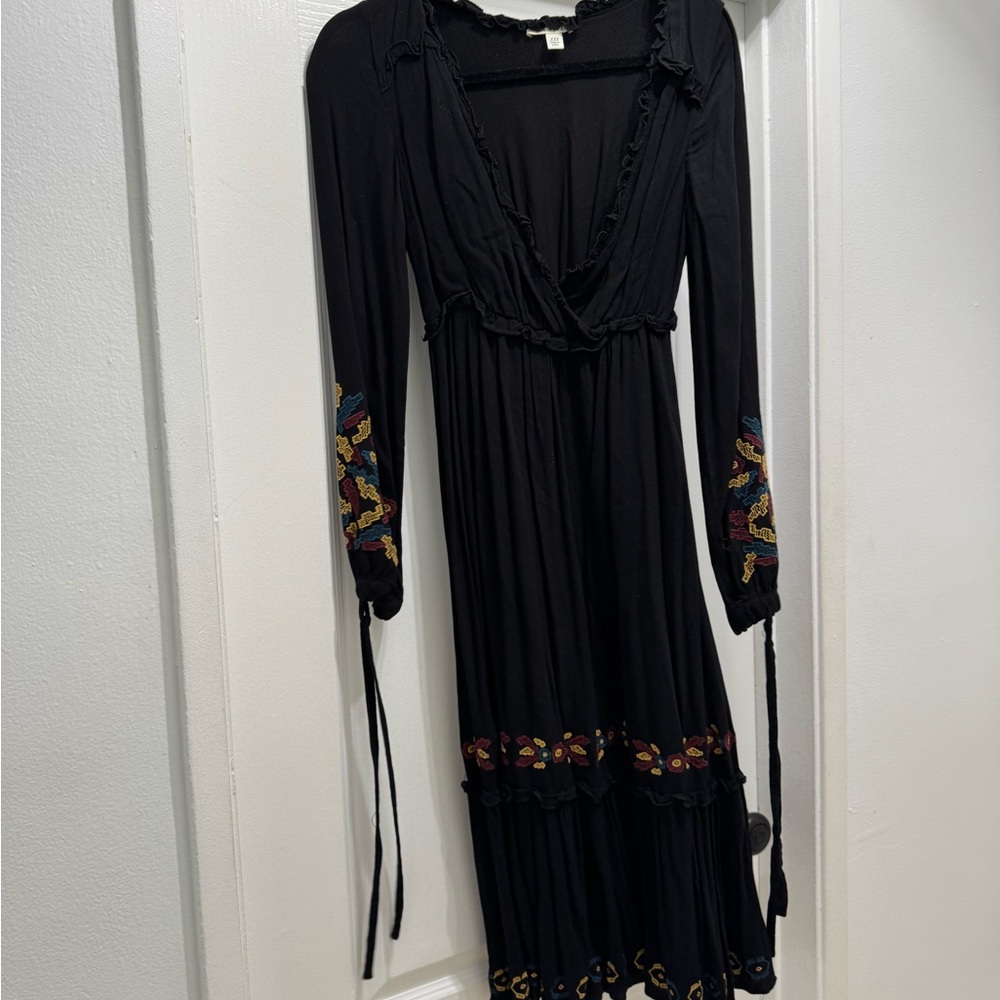 Black Plunge Neck Bishop Sleeve Sundress